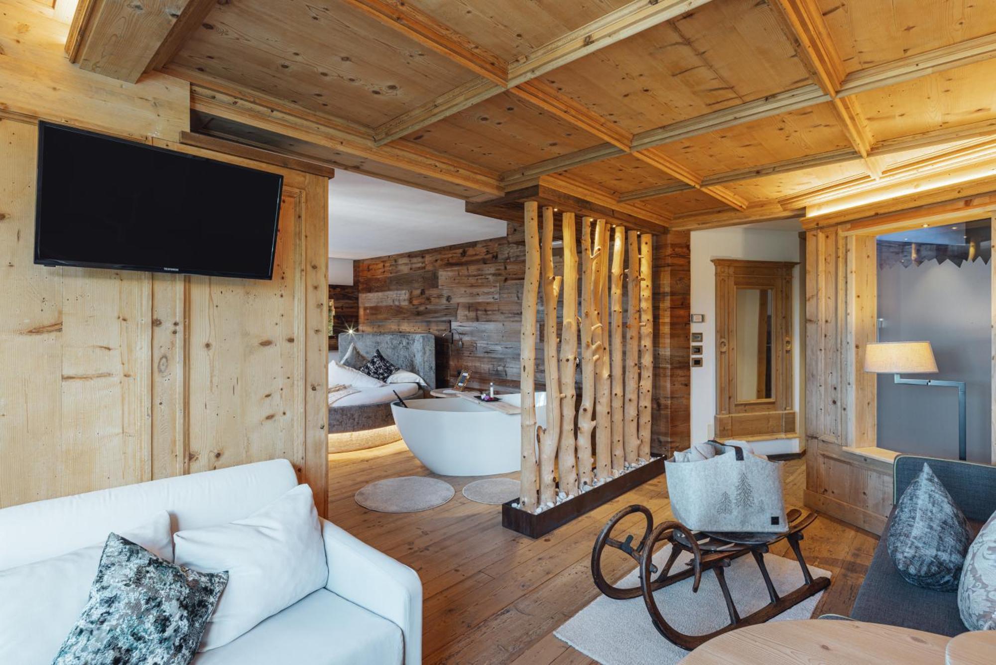 Hotel Garni Laurino Кавалезе Экстерьер фото