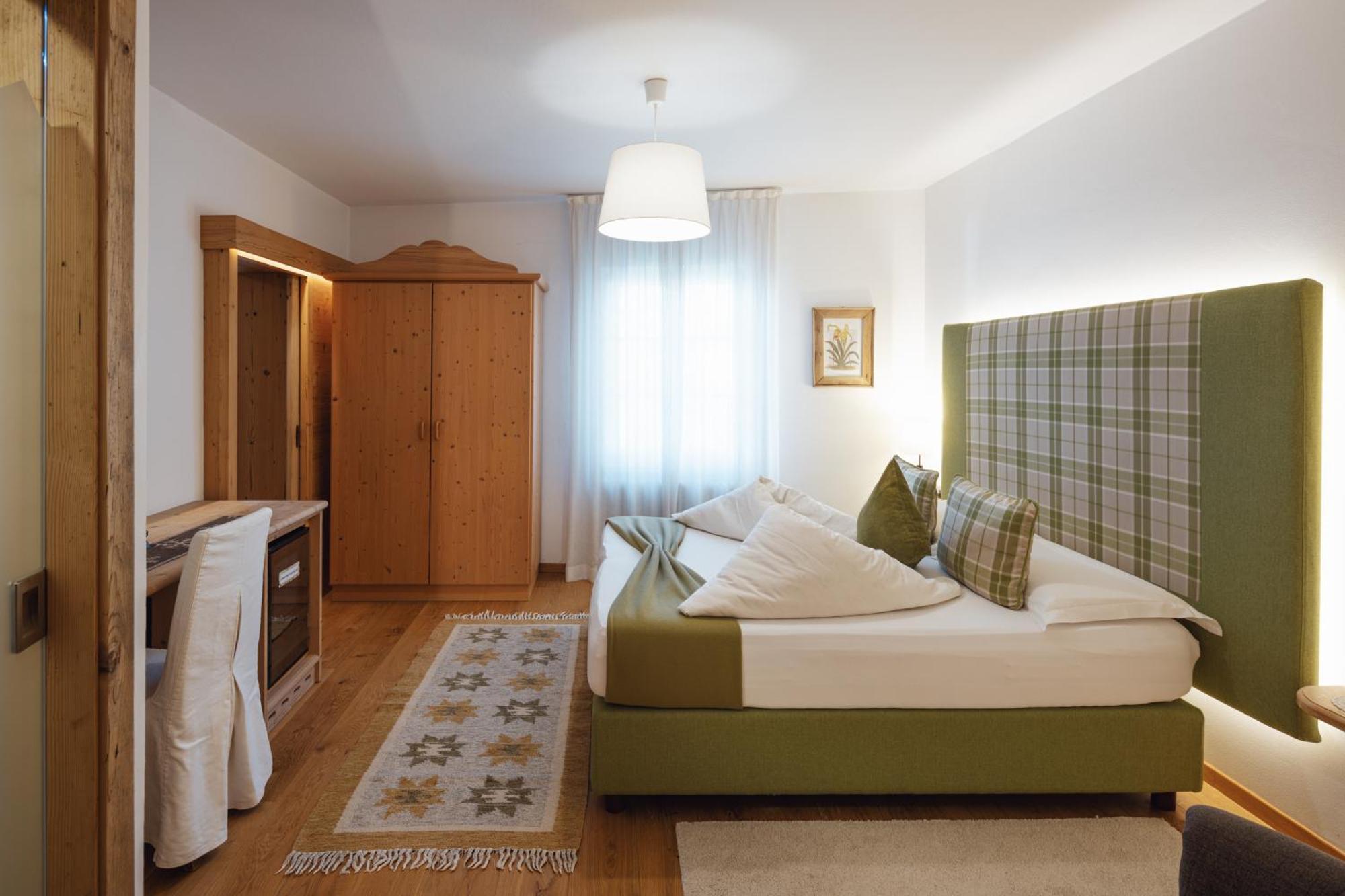 Hotel Garni Laurino Кавалезе Экстерьер фото